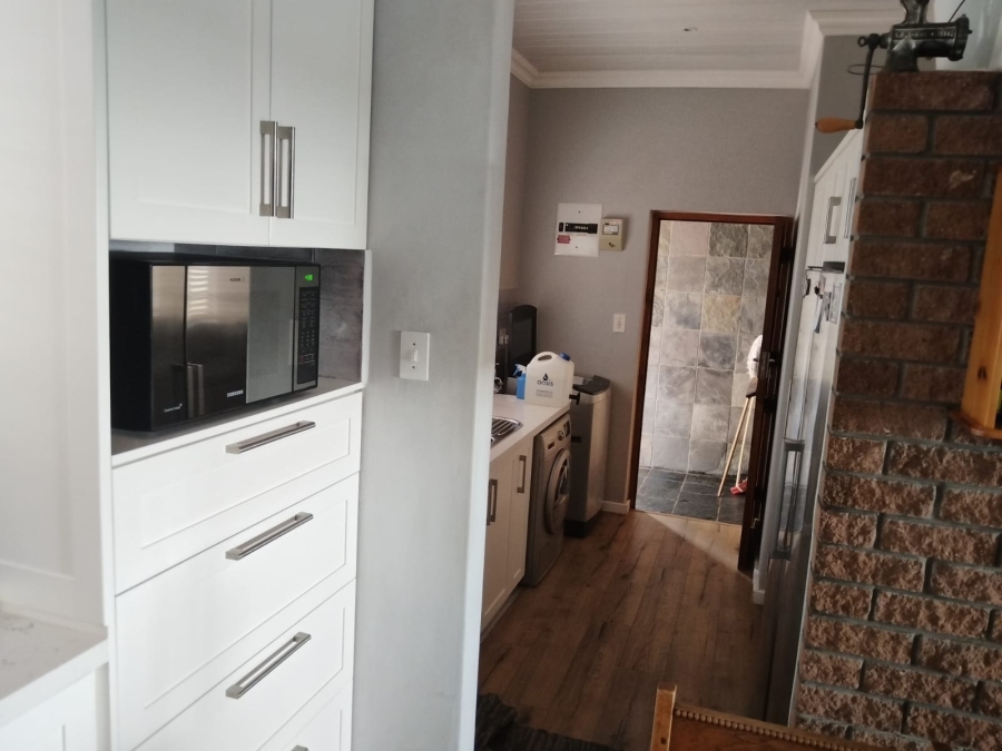 3 Bedroom Property for Sale in Vredenburg Western Cape